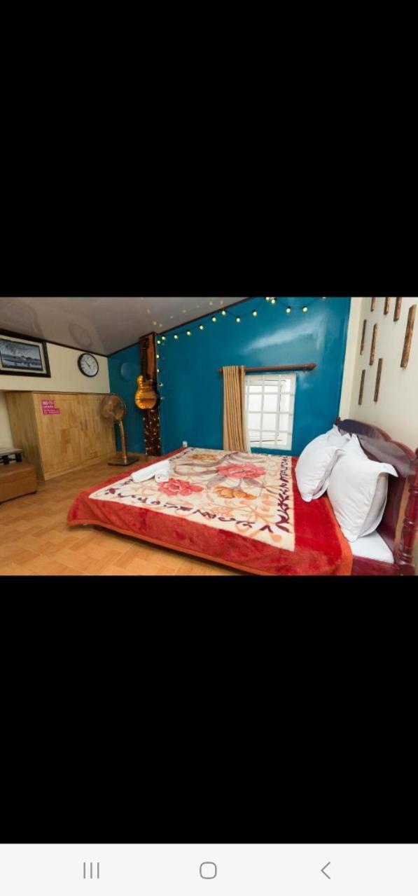 Binh Dao Hotel - Khach San Ngay Trung Tam Gia Re Dalat Rom bilde